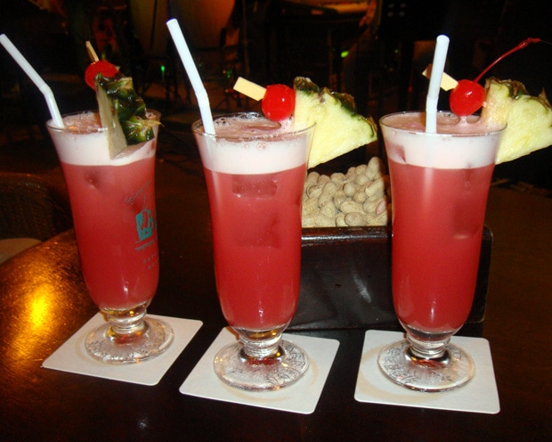 singapore sling raffles hotel